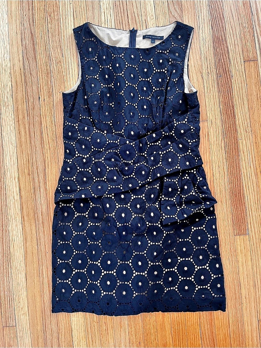 David Meister Eyelet Mini Dress in Black Size 4 Like New